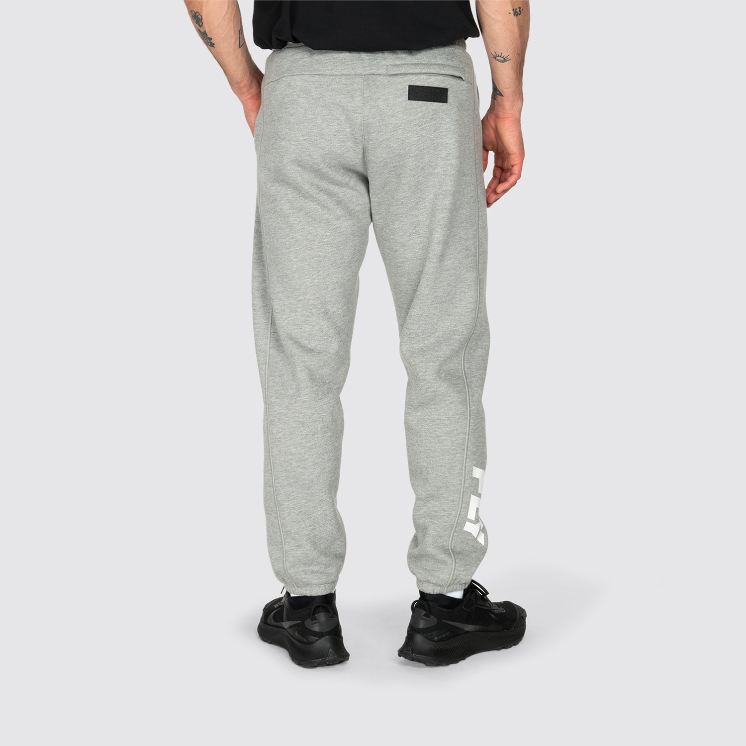 Undisputed Relaxed Fit Joggers (8441215942885)