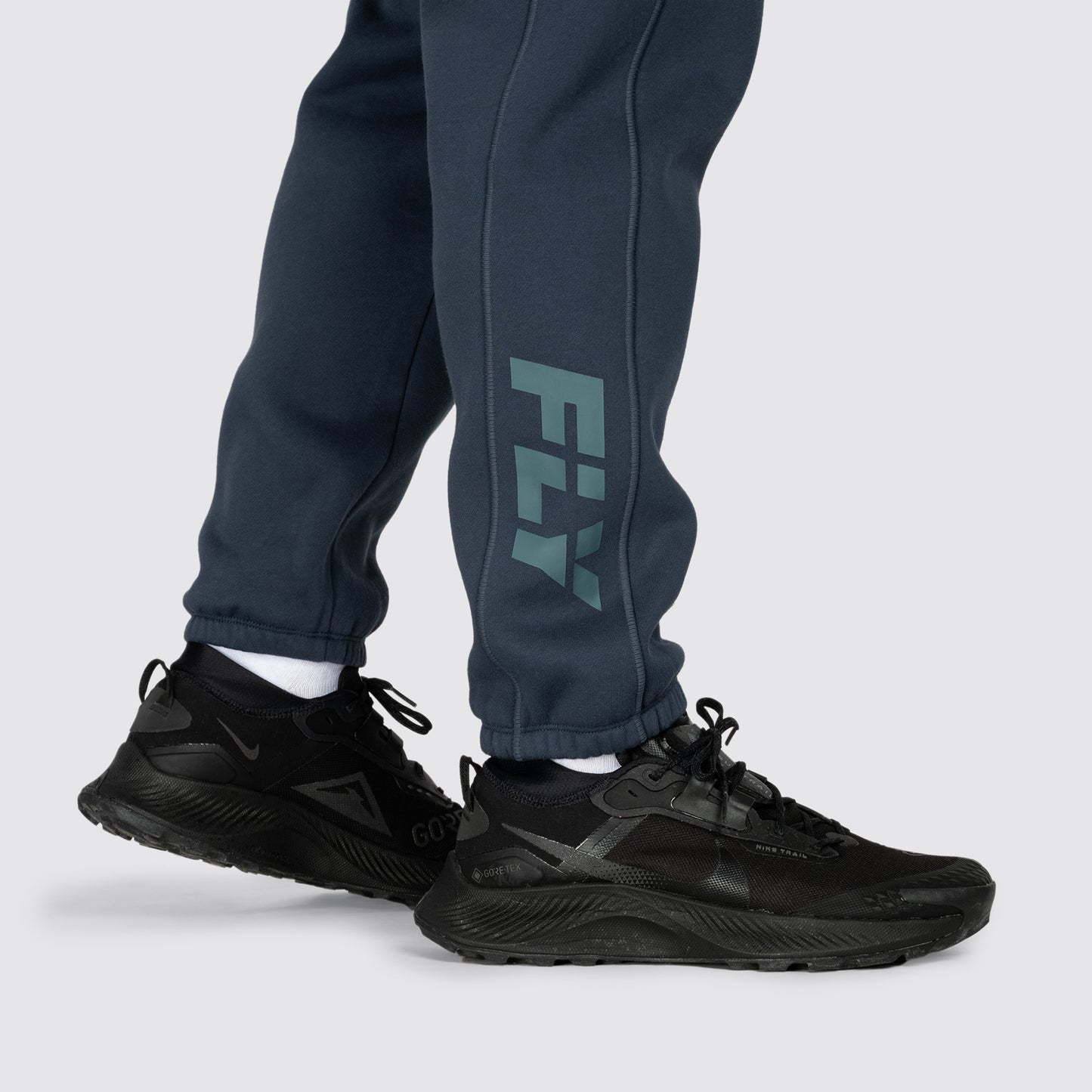 Undisputed Relaxed Fit Joggers (8441215287525)